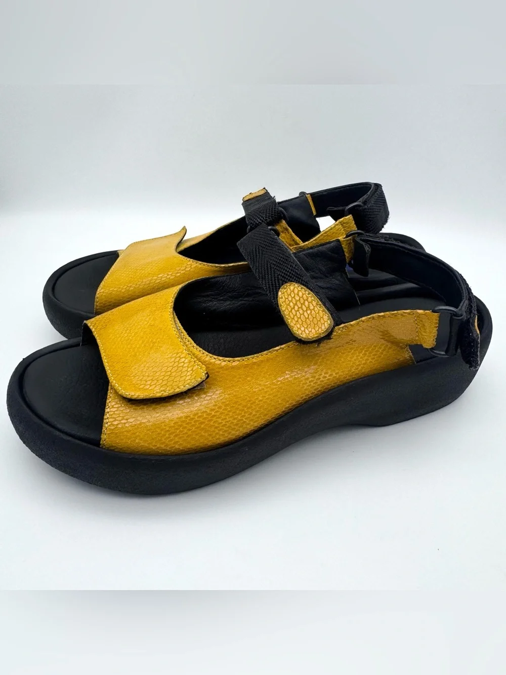 Wolky Jewel Yellow Snake Print Leather Slingback Sandals Women EU 40 US 9